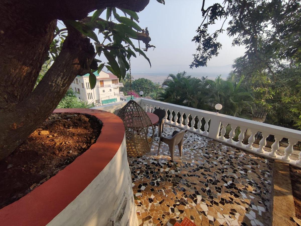Whitehouse Homestay By Oxystays Hospitality アリバグ エクステリア 写真