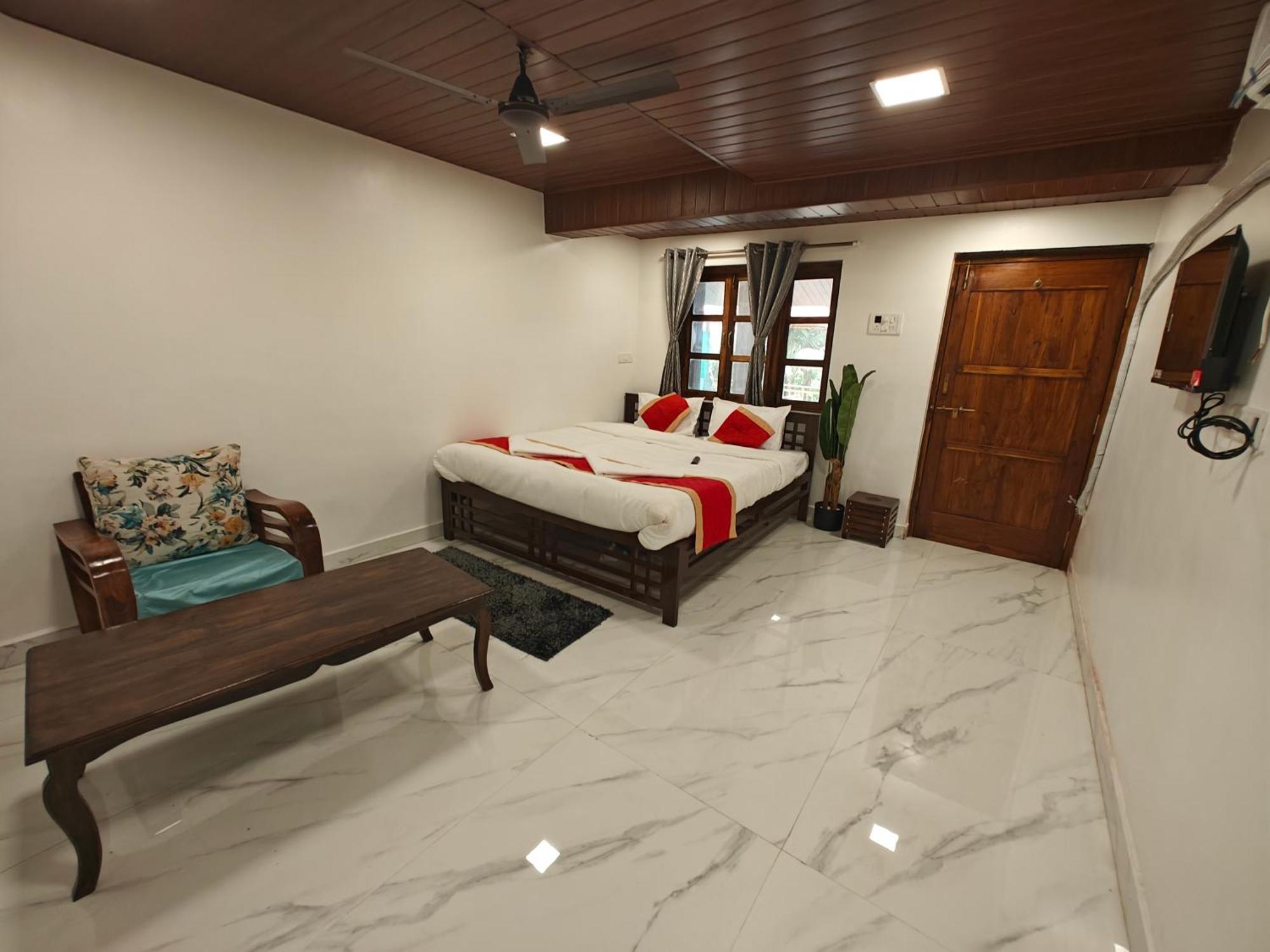 Whitehouse Homestay By Oxystays Hospitality アリバグ 部屋 写真